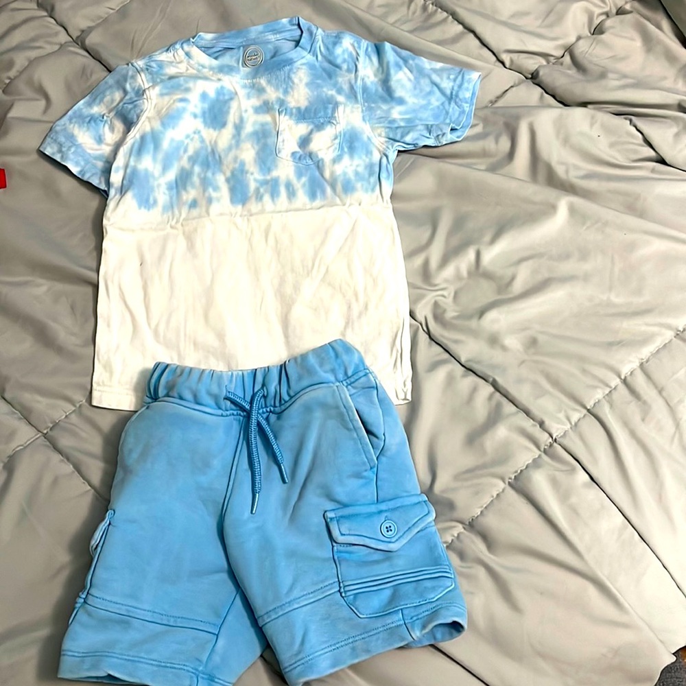Boys xs short and tshirt set